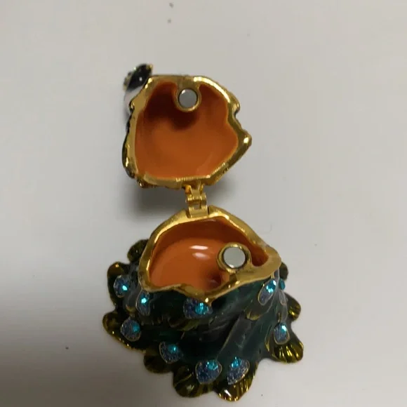 Ring holder - Picture 2 of 2